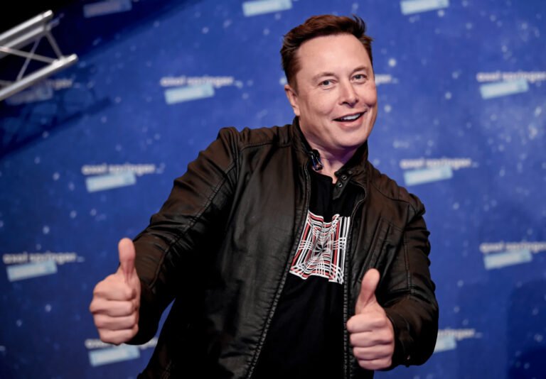 Musk merges startup xAI and Twitter, betting on AI to revitalize social media Musk merges startup xAI and Twitter, betting on AI to revitalize social media