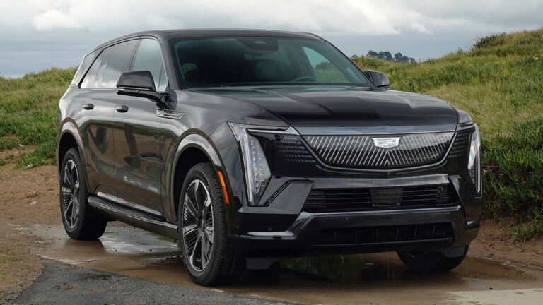 The Cadillac Escalade IQ Has Range, Luxury & So Much Tech, But I’m Still Not Convinced The Cadillac Escalade IQ Has Range, Luxury & So Much Tech, But I’m Still Not Convinced