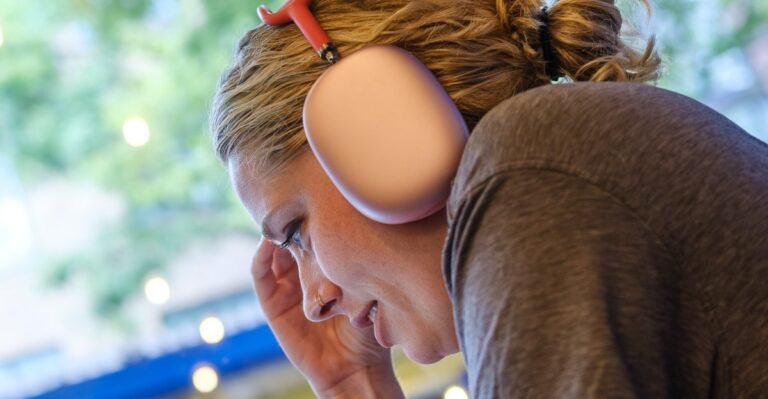 Apple releases AirPods Max update with lossless audio after brief delay