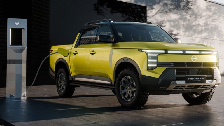 Nissan Revives The Hardbody Style With New Frontier, But One Detail We Can’t Get Behind