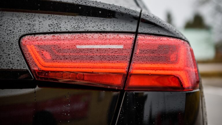 Why Cars In The US Have Red Turn Signals (But Other Countries Use Amber)