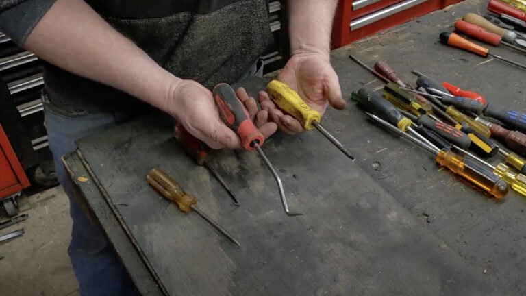 Don’t Throw Out Your Old Screwdrivers – Repurpose Them Into Different Tools Instead Don’t Throw Out Your Old Screwdrivers – Repurpose Them Into Different Tools Instead