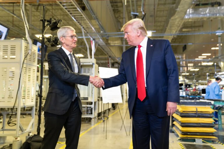 Trump demands Apple make iPhones in the US or face a 25% tariff