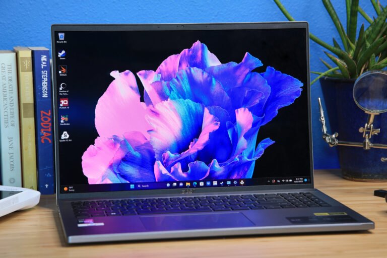 Wow! This Acer OLED laptop with 16GB RAM is over $500 off