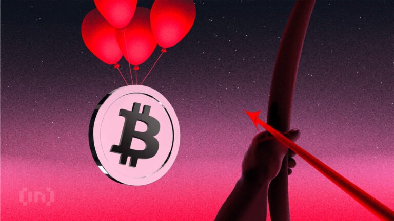 Bitcoin Price Crash To $92,000 Likely If BTC Follows This Historical Pattern