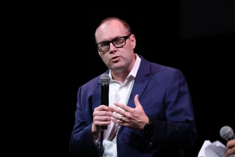 From 30 days to 1: Chevron’s cloud migration ROI in real numbers From 30 days to 1: Chevron’s cloud migration ROI in real numbers