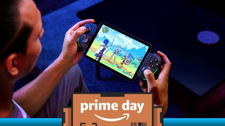 The Razer Kishi Ultra controller drops to only $100 for Prime Day