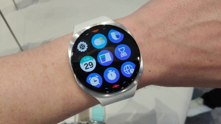 Now I know why the Galaxy 8 Watch antioxidant sensor doesn’t use your wrist – and it’s so obvious