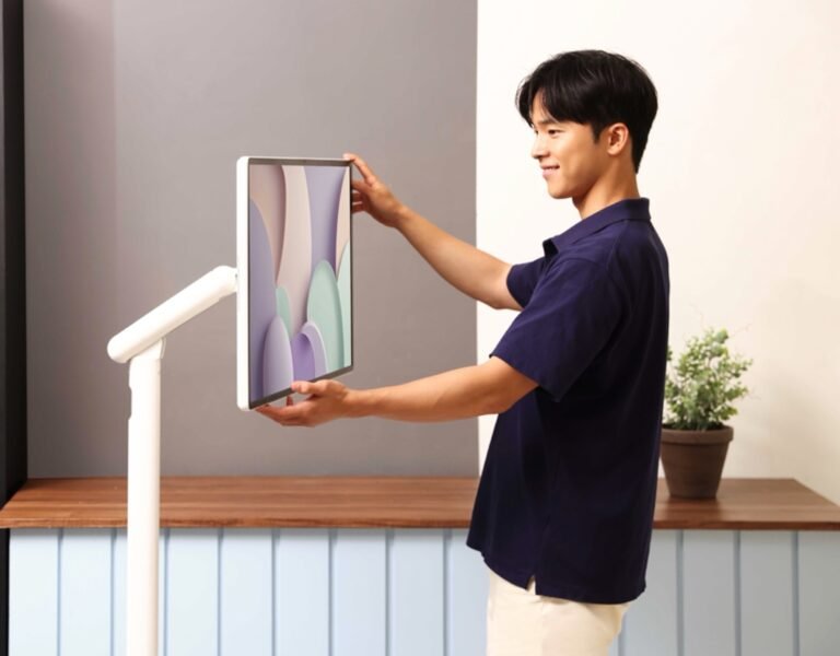 Samsung unveils unusual Moving Style Edge Smart TV with 4K panel on flexible stand