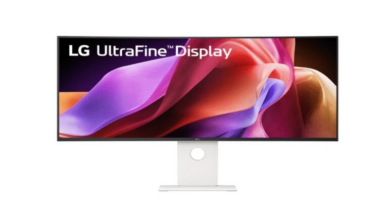5K monitors are going mainstream as LG unveils a 40-inch curved ultrawide model with Thunderbolt 5