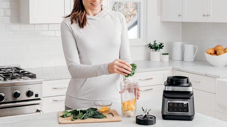 Here’s Why Your Ninja Blender Is Blinking (And How To Fix It)