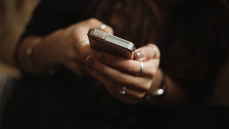 Hooked in three seconds: The science behind high-performing mobile game ads