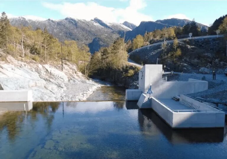 Hackers unleash torrent from Norwegian dam, releasing 132 gallons per second for four hours
