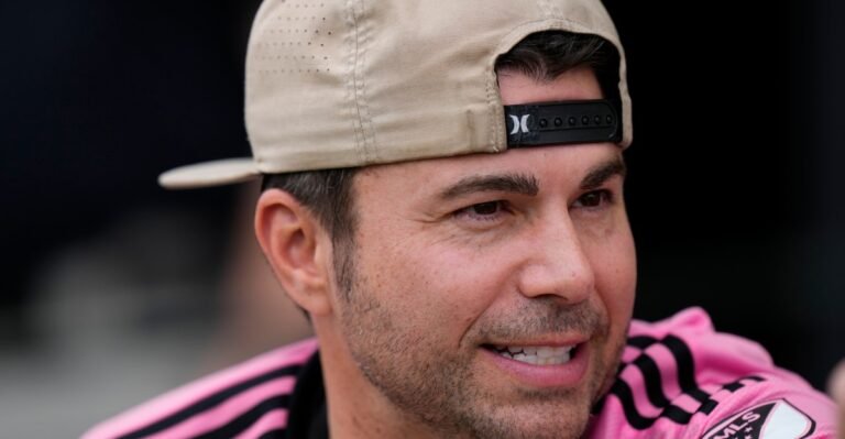 YouTuber Mark Rober is getting a Netflix series