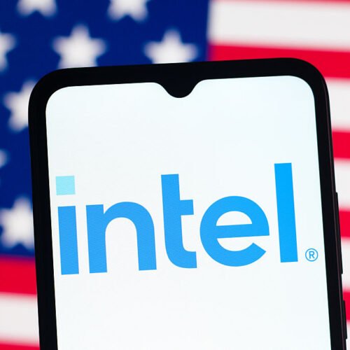 Trump says US will take 10% stake in Intel because CEO wants to “keep his job” Trump says US will take 10% stake in Intel because CEO wants to “keep his job”