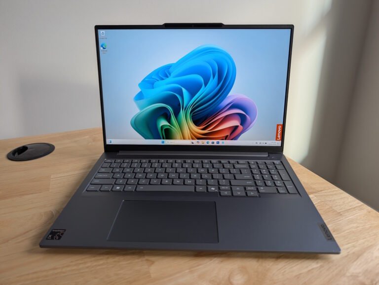 This Snapdragon laptop with crazy battery life is a steal for just $499 now