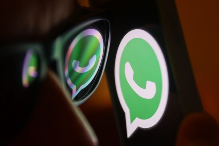 WhatsApp’s new AI feature lets you rephrase and adjust the tone of your messages