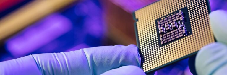 Intel filing shows risks of US government stake