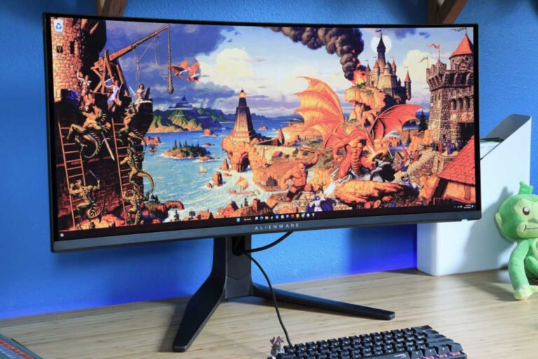 Alienware’s 1440p ultrawide OLED gaming monitor is a huge 50% off