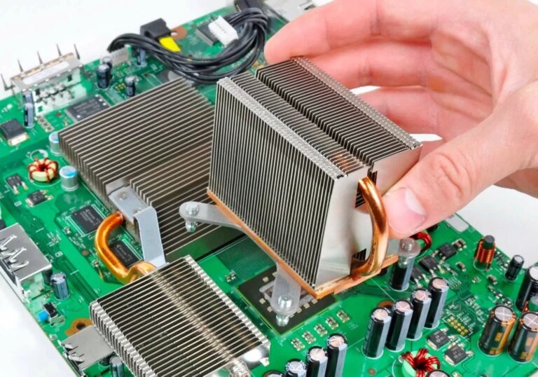 Which of these materials is the best conductor of heat?