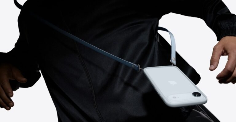 Apple’s misunderstood crossbody iPhone strap might be the best I’ve seen