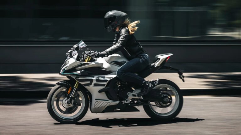 How Fast Is The CFMoto 450SS & How Much Horsepower Does It Have?