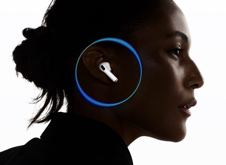 Apple AirPods Pro 3: Heart rate sensor is surprisingly accurate compared to Powerbeats Pro 2