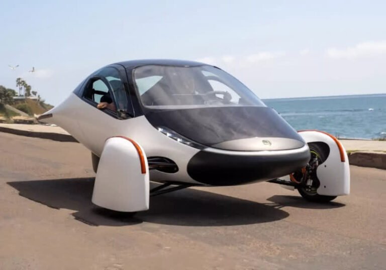 Solar panels on cars could soon power daily commutes