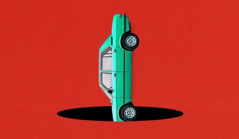 How Volvo is marketing its electric vehicles in a moment of uncertainty