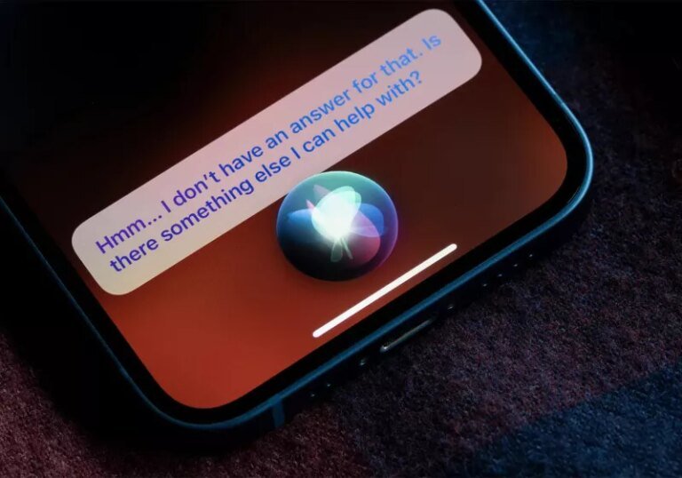 Apple testing “Veritas” AI chatbot to upgrade Siri as M5 and M6 MacBook Pros, iPhone 17e target 2026 launch