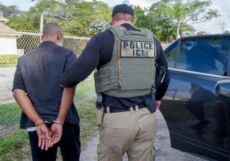 Apple pulls ICEBlock tracking app following Justice Department demand