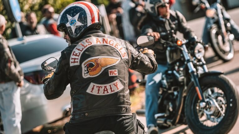 Hells Angels Vs Mongols Biker Gang: Which Motorcycle Club Is Bigger? Hells Angels Vs Mongols Biker Gang: Which Motorcycle Club Is Bigger?