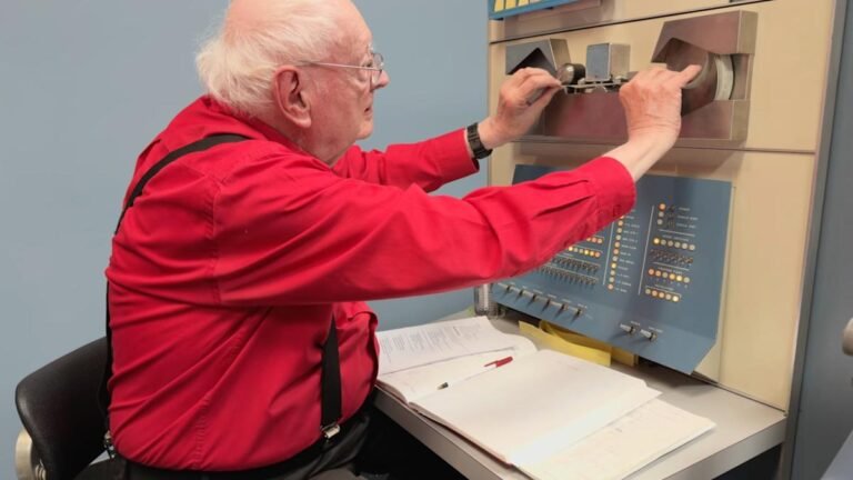 Someone programmed a 65-year old computer to play Boards of Canada’s ‘Olson’