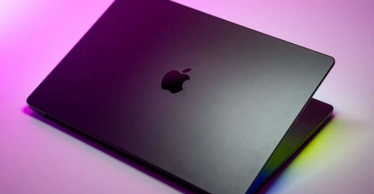 MacBook Pro rumor points to OLED, touchscreen upgrades next year