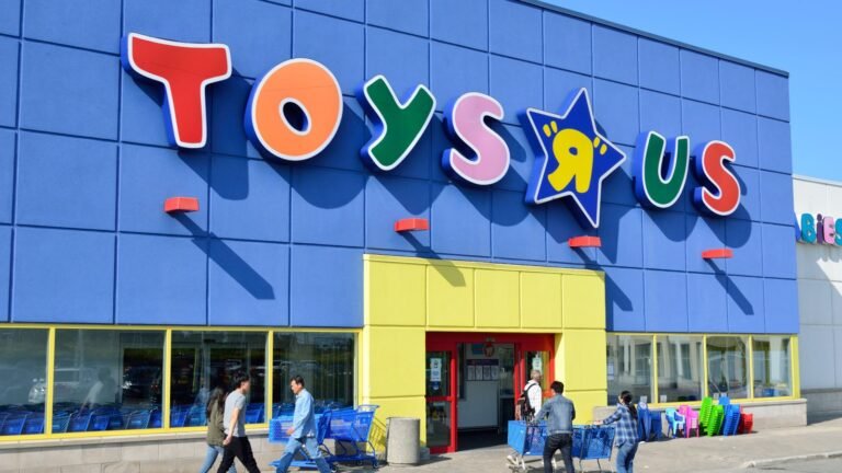 Toys “R” Us Canada warns customers’ info leaked in data breach Toys “R” Us Canada warns customers’ info leaked in data breach