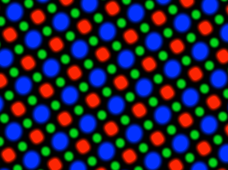 Nanoscale OLEDS: scientists reduce the size of OLED pixels to just 300 nm