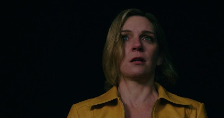 Apple’s latest sci-fi series Pluribus luxuriates in its mystery Apple’s latest sci-fi series Pluribus luxuriates in its mystery