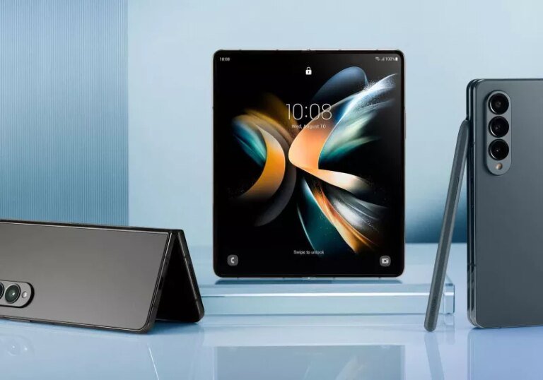 Hackers used booby-trapped images to spy on Samsung phones, no clicks required