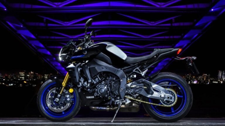 Yamaha Supersport Vs. Hyper Naked: How Are These Motorcycles Different?