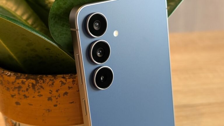 Save £150 on the new Samsung Galaxy S25 FE with this early Amazon Black Friday deal