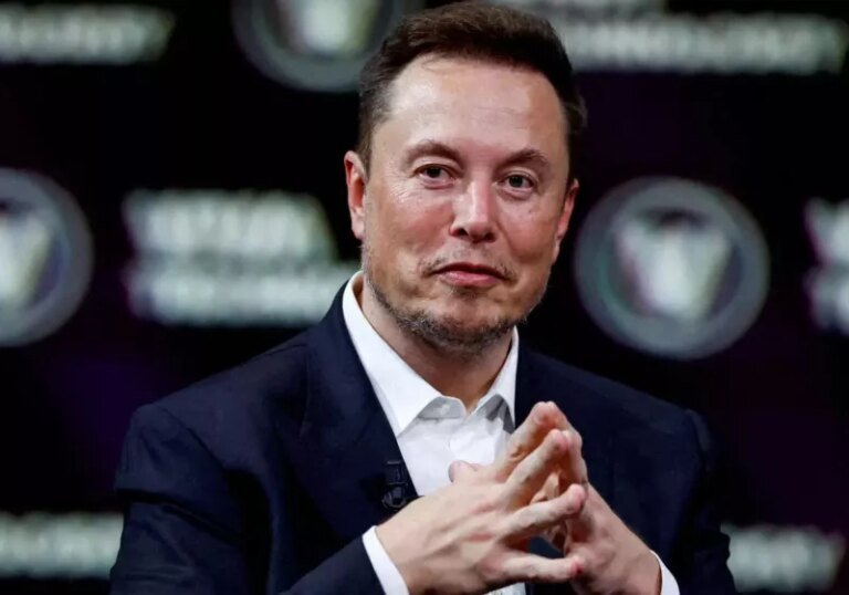 Elon Musk admits other automakers don’t want Tesla’s over-hyped FSD software