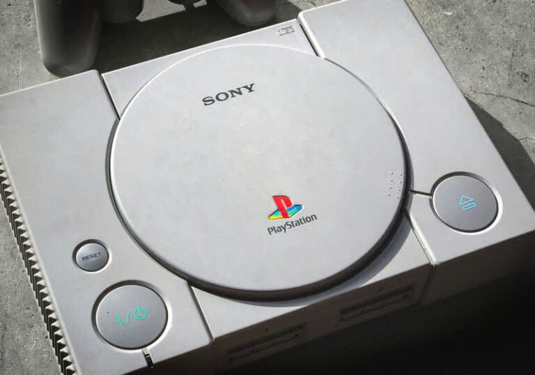 Console modder builds smallest-ever PlayStation motherboard using original hardware