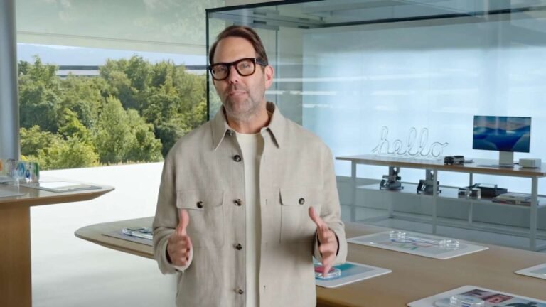 Apple design lead Alan Dye is heading to Meta