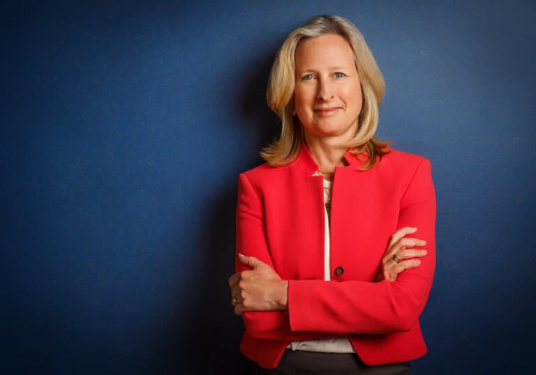 Apple announces more senior execs are leaving, including its general counsel and DEI chief