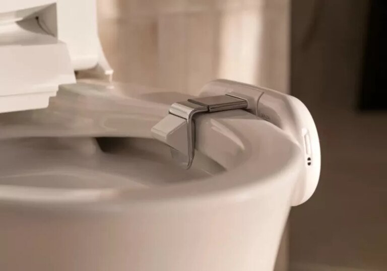 Kohler’s $600 AI toilet camera sparks major privacy concerns Kohler’s $600 AI toilet camera sparks major privacy concerns