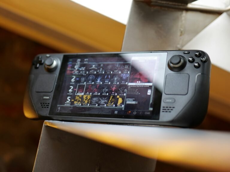 Humble Bundle discounts $203 worth of Steam Deck-compatible games to $20