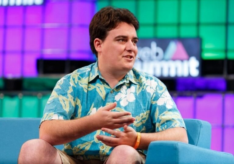 Palmer Luckey says AI should be allowed to decide who lives and dies in war