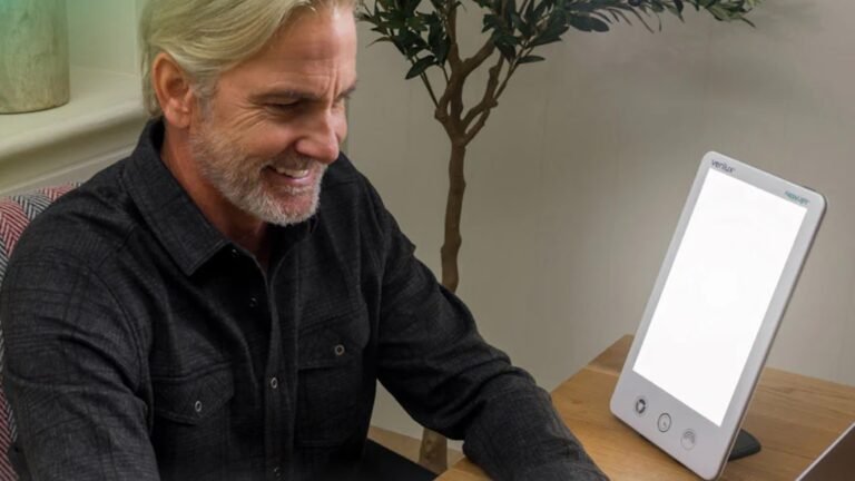 Shoppers Praise This LED Therapy Light At Costco: ‘This Light Is Wonderful!’