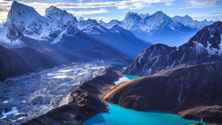 35 gorgeous new Windows PC themes appear in the Microsoft Store