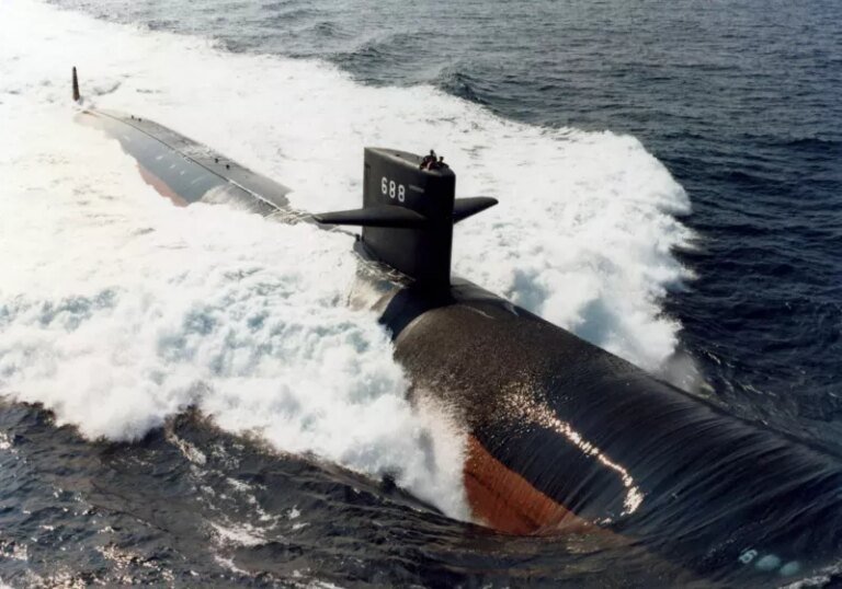 AI data centers may run on nuclear reactors from retired Navy aircraft carriers and submarines